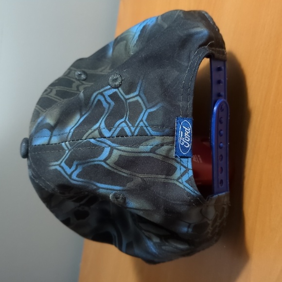 Cabela's Ford Snapback Hat - Picture 3 of 3